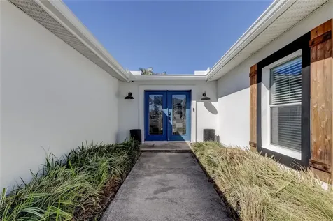 3936 E Eden Roc Circle Tampa FL 33634