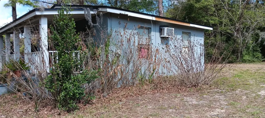 555-565 Lee Road Jacksonville FL 32225