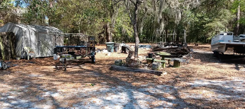 555-565 Lee Road Jacksonville FL 32225