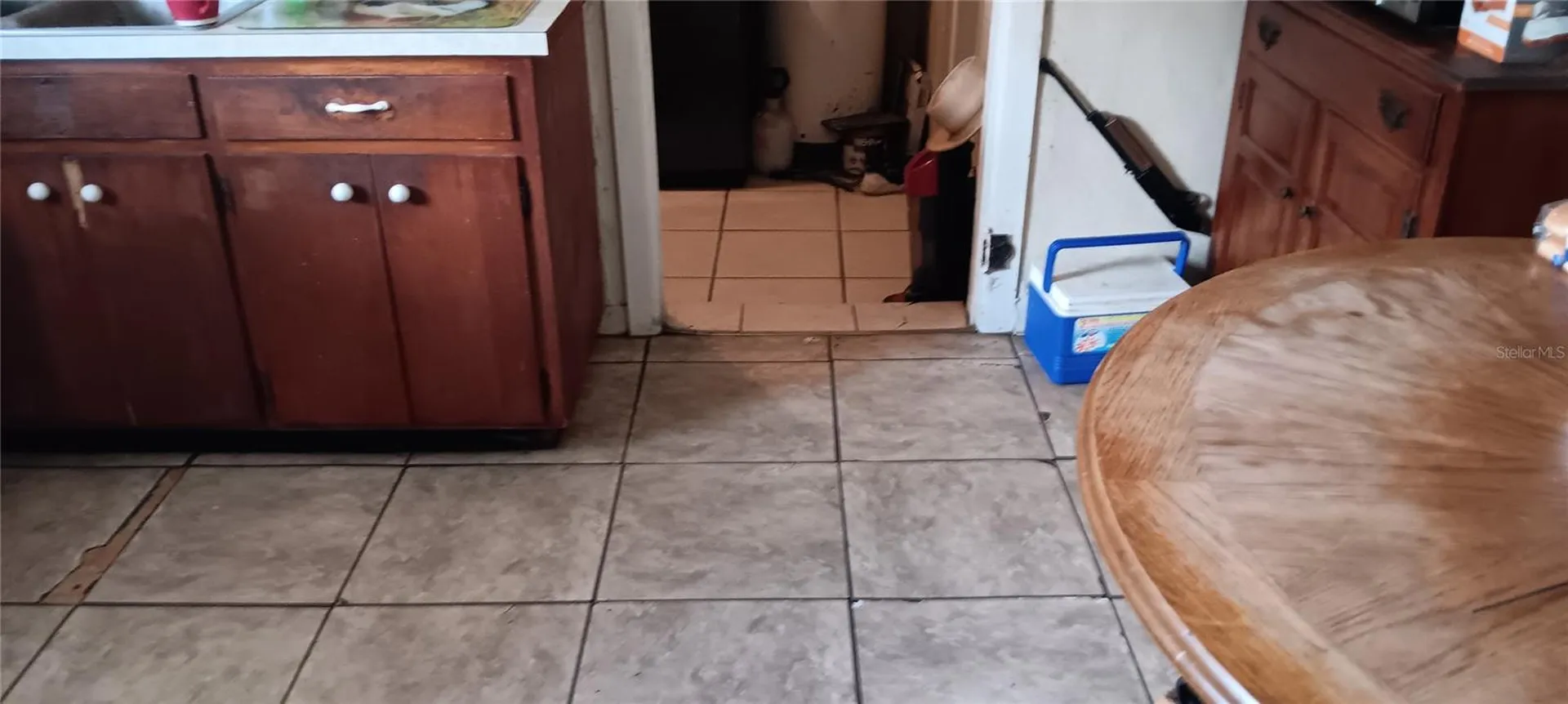 555-565 Lee Road Jacksonville FL 32225