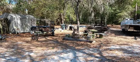 555-565 Lee Road Jacksonville FL 32225