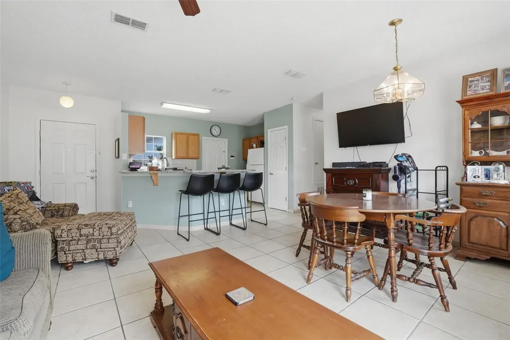 354 Dundee Drive Kissimmee FL 34759