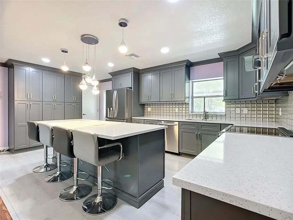 295 Locust Pass Ocala FL 34472