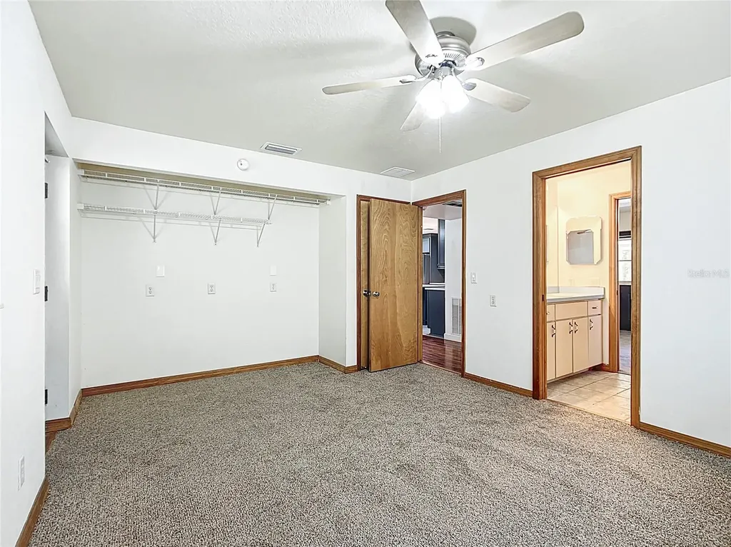 295 Locust Pass Ocala FL 34472