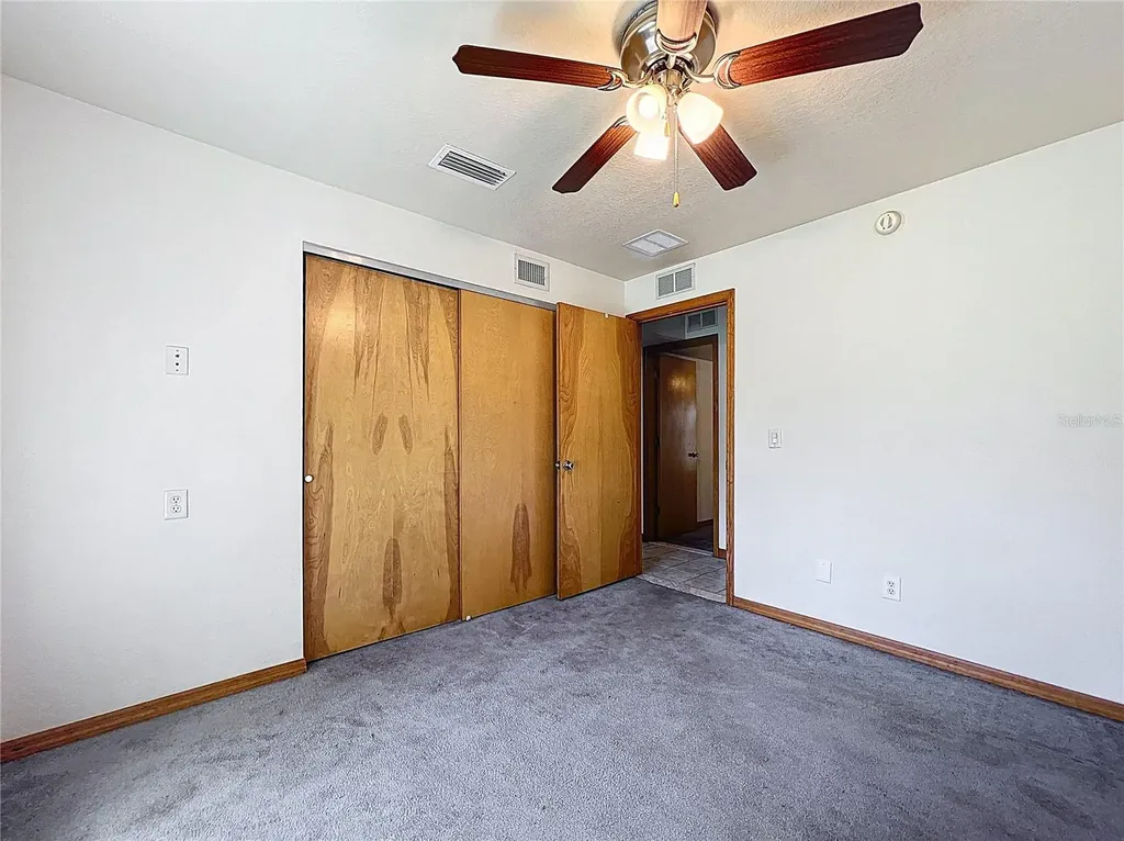 295 Locust Pass Ocala FL 34472