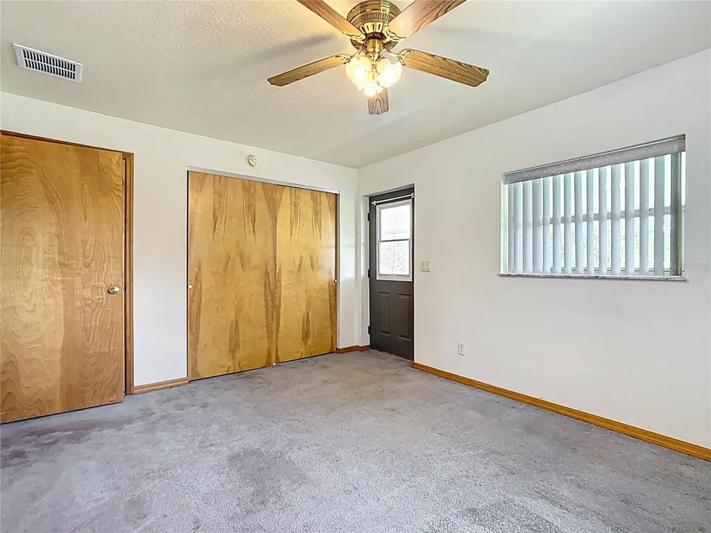 295 Locust Pass Ocala FL 34472