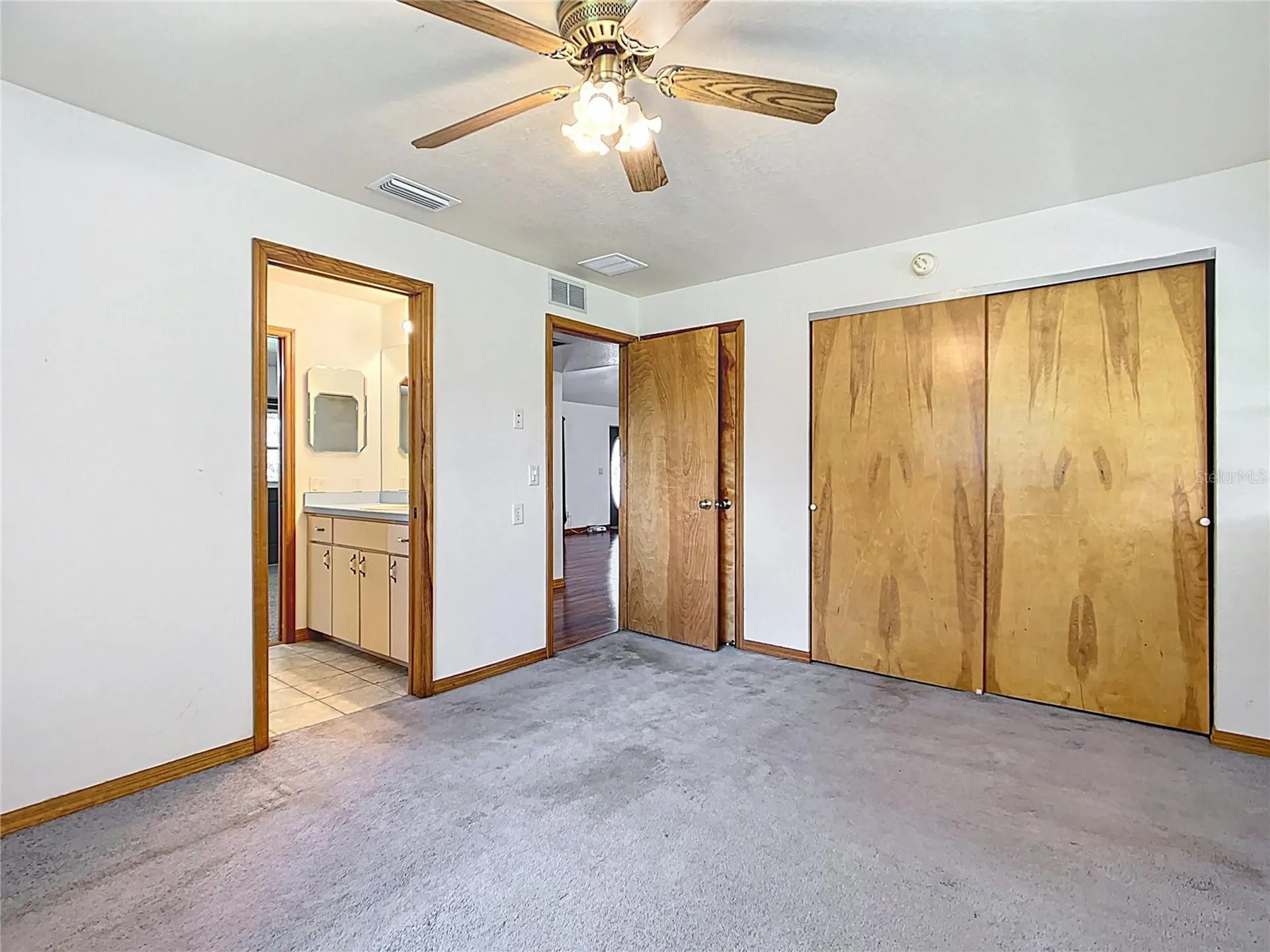 295 Locust Pass Ocala FL 34472