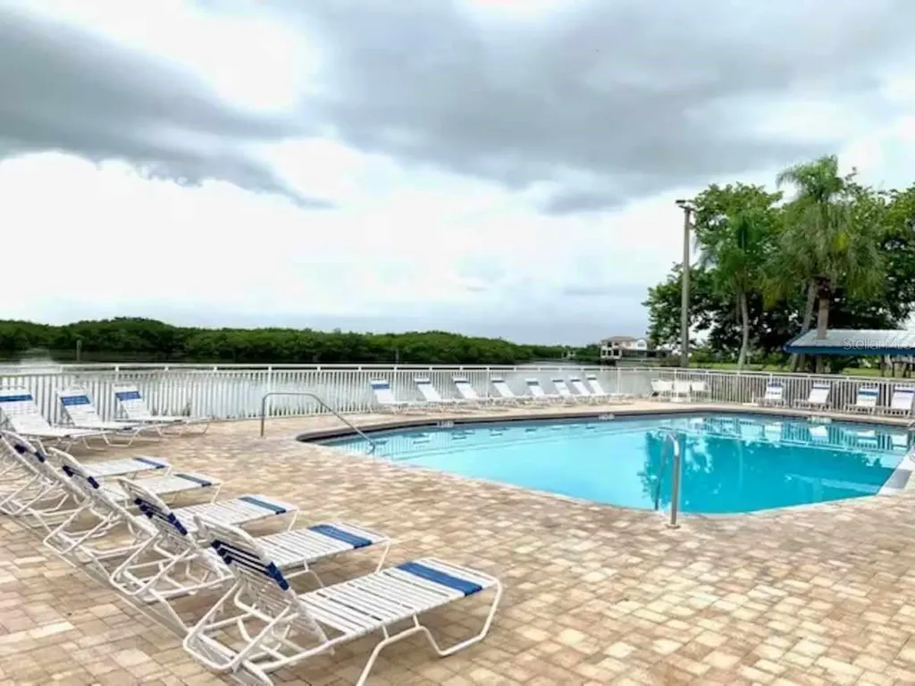 611 Destiny Drive Ruskin FL 33570