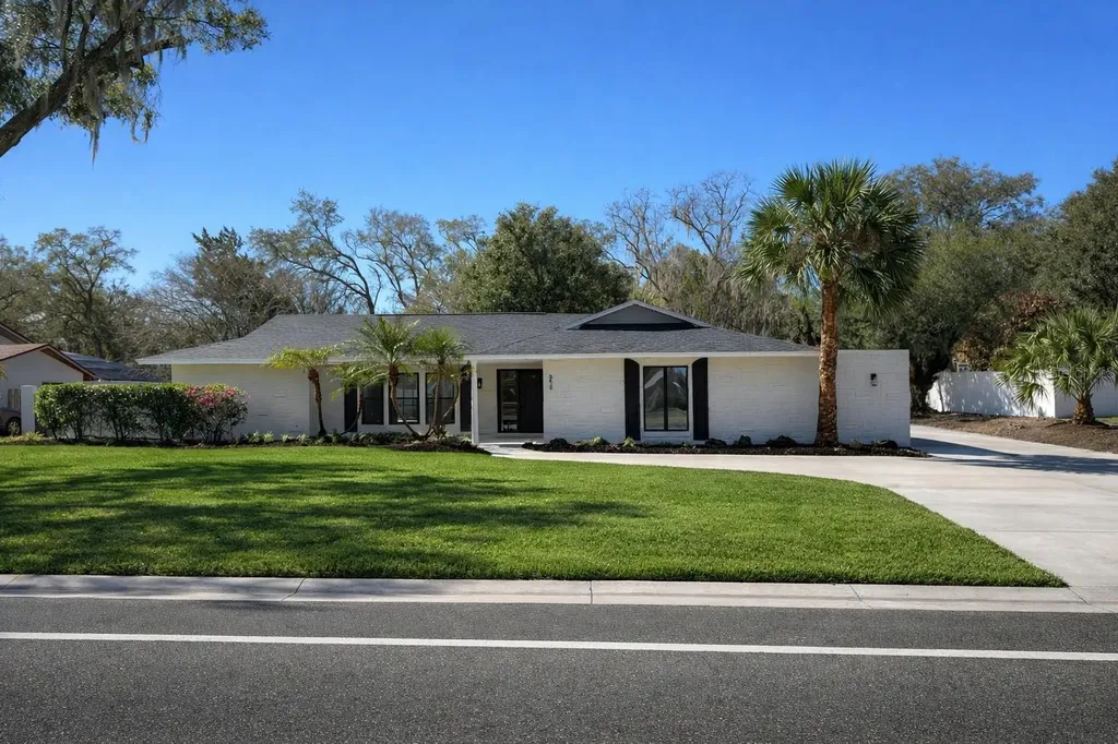 858 Errol Parkway Apopka FL 32712