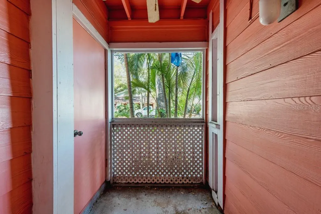3002 W Cleveland Street Tampa FL 33609