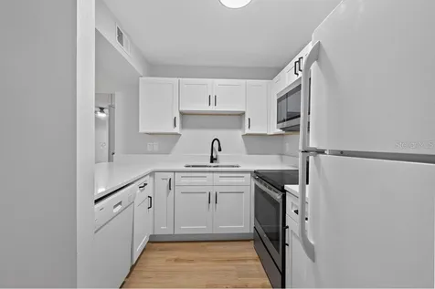 3002 W Cleveland Street Tampa FL 33609