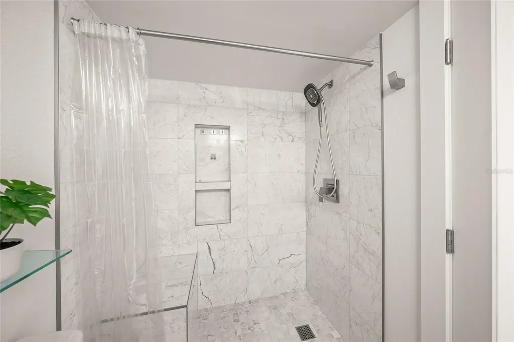 420 Beach Road Sarasota FL 34242