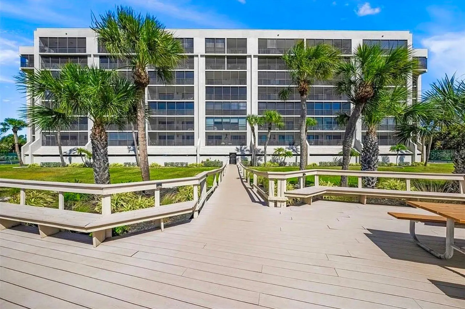 420 Beach Road Sarasota FL 34242