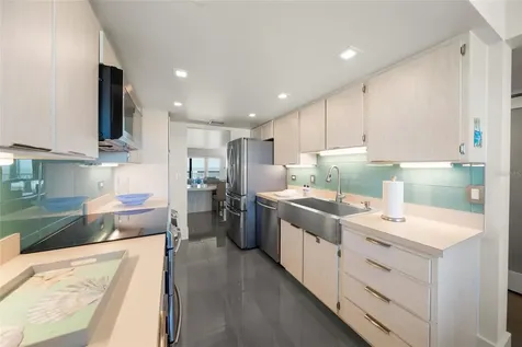 420 Beach Road Sarasota FL 34242
