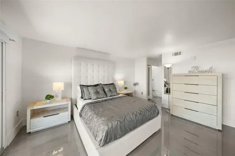 420 Beach Road Sarasota FL 34242