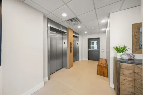 420 Beach Road Sarasota FL 34242
