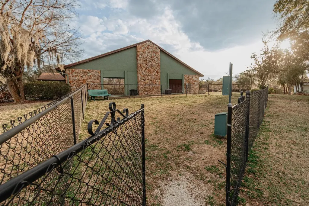 7023 Tamarind Drive Lake Wales FL 33898