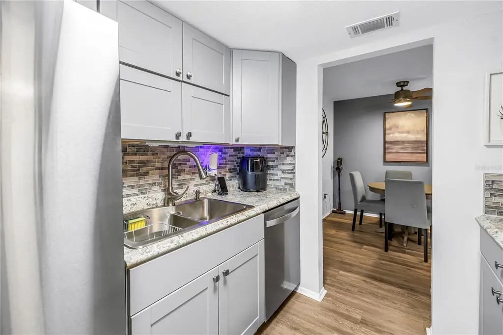 3620 41st Way S St Petersburg FL 33711