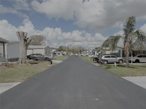 129 Jana Circle Auburndale FL 33823