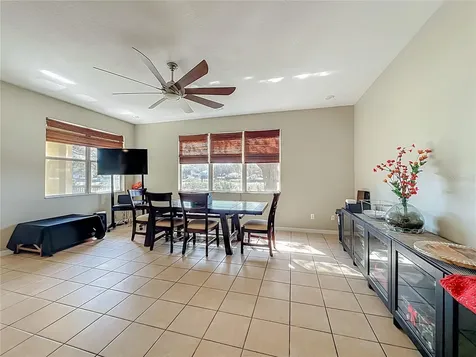 2735 Grassmoor Loop Apopka FL 32712