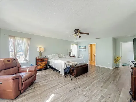 2735 Grassmoor Loop Apopka FL 32712