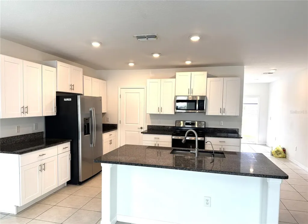 13319 Great Plains Drive Riverview FL 33579