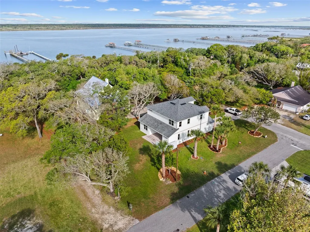 327 Micklers Road St Augustine FL 32080
