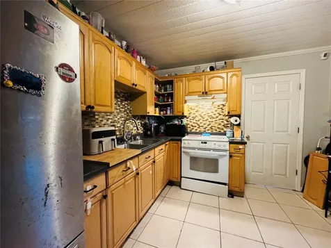 2506 Waver Street Plant City FL 33563