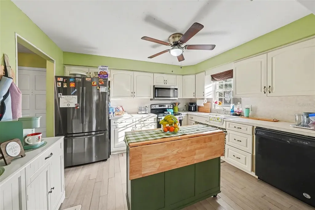 701 Poinsettia Road Belleair FL 33756