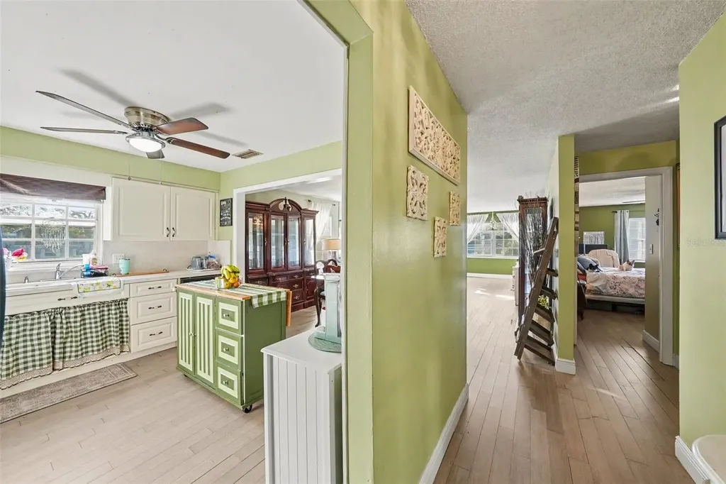 701 Poinsettia Road Belleair FL 33756