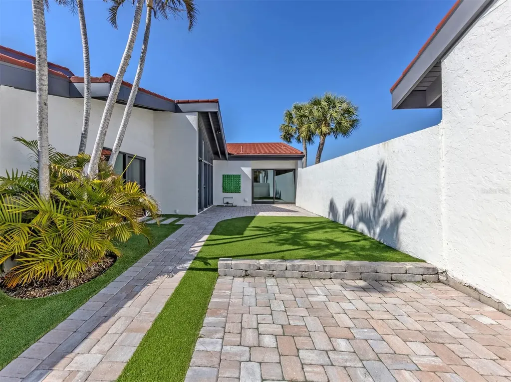764 Sarabay Road Osprey FL 34229