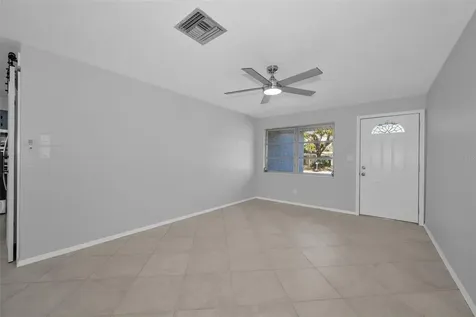 5449 63rd Way N St Petersburg FL 33709