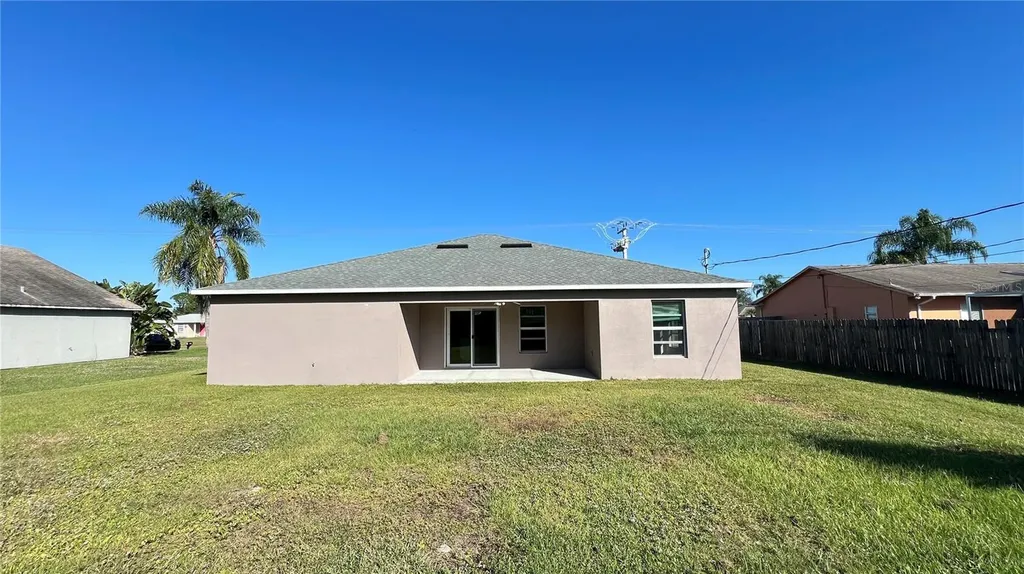 1550 Pace Drive NW Palm Bay FL 32907