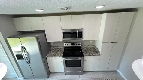 1550 Pace Drive NW Palm Bay FL 32907