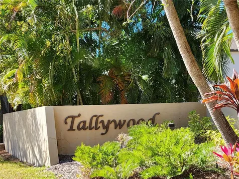 3439 Tallywood Lane Sarasota FL 34237