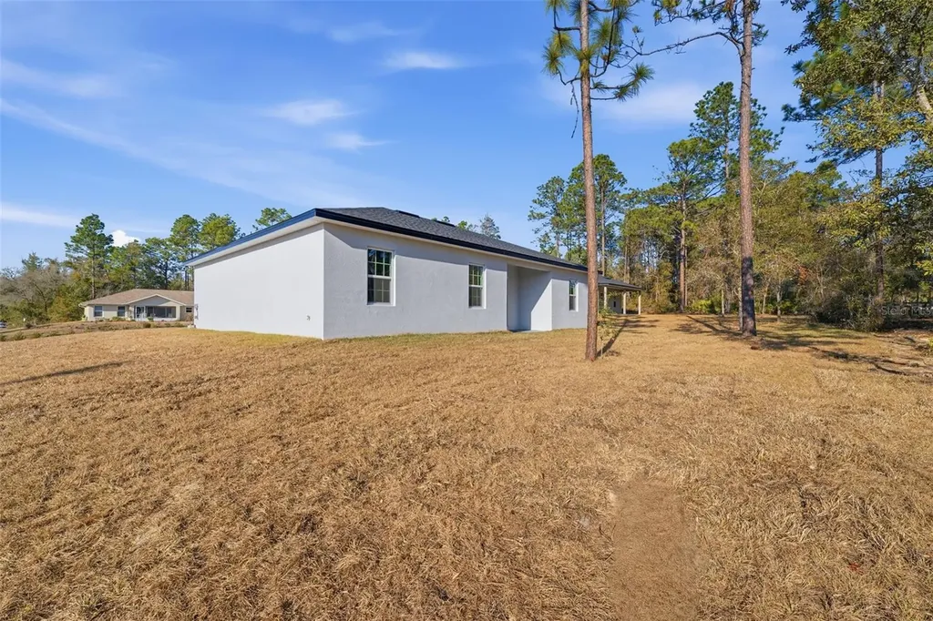 8041 N Pickinz Way Citrus Springs FL 34433