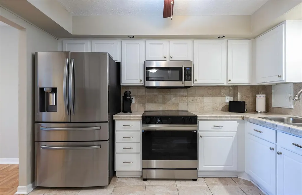 700 Beach Drive NE St Petersburg FL 33701