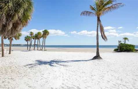 700 Beach Drive NE St Petersburg FL 33701