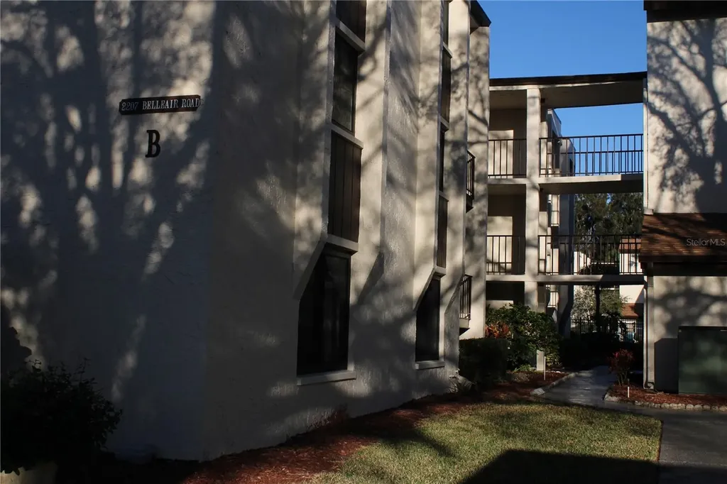 2207 Belleair Road Clearwater FL 33764