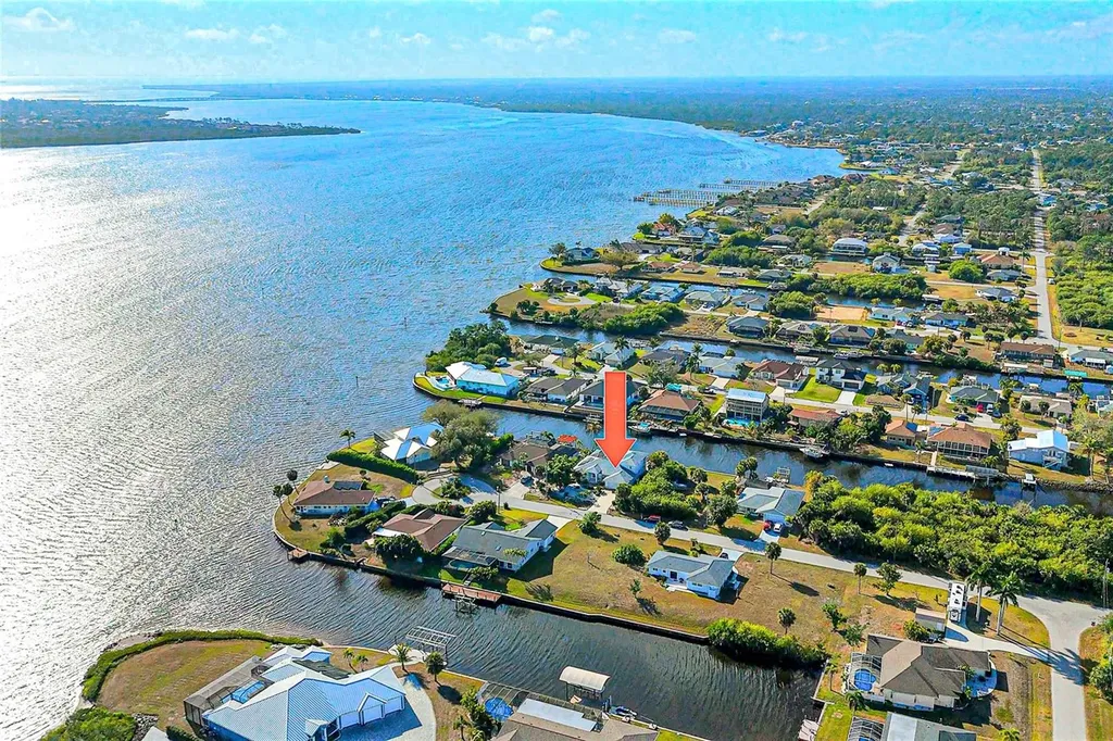 12403 Cole Avenue Port Charlotte FL 33981