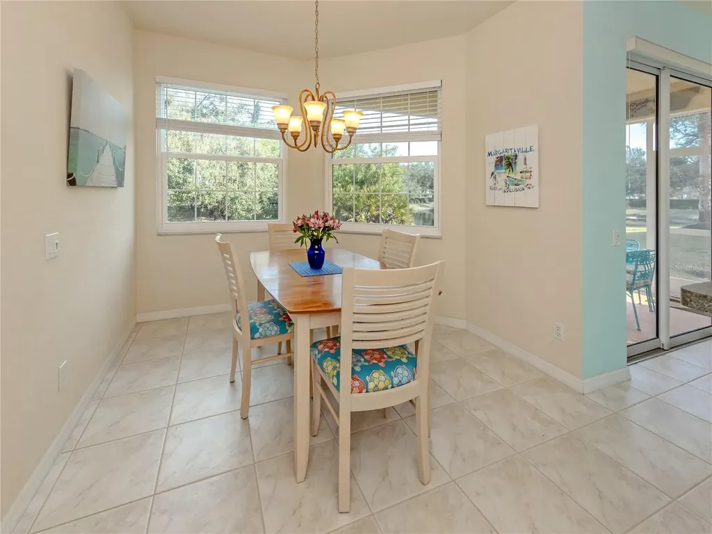 902 Casa Del Lago Way Venice FL 34292