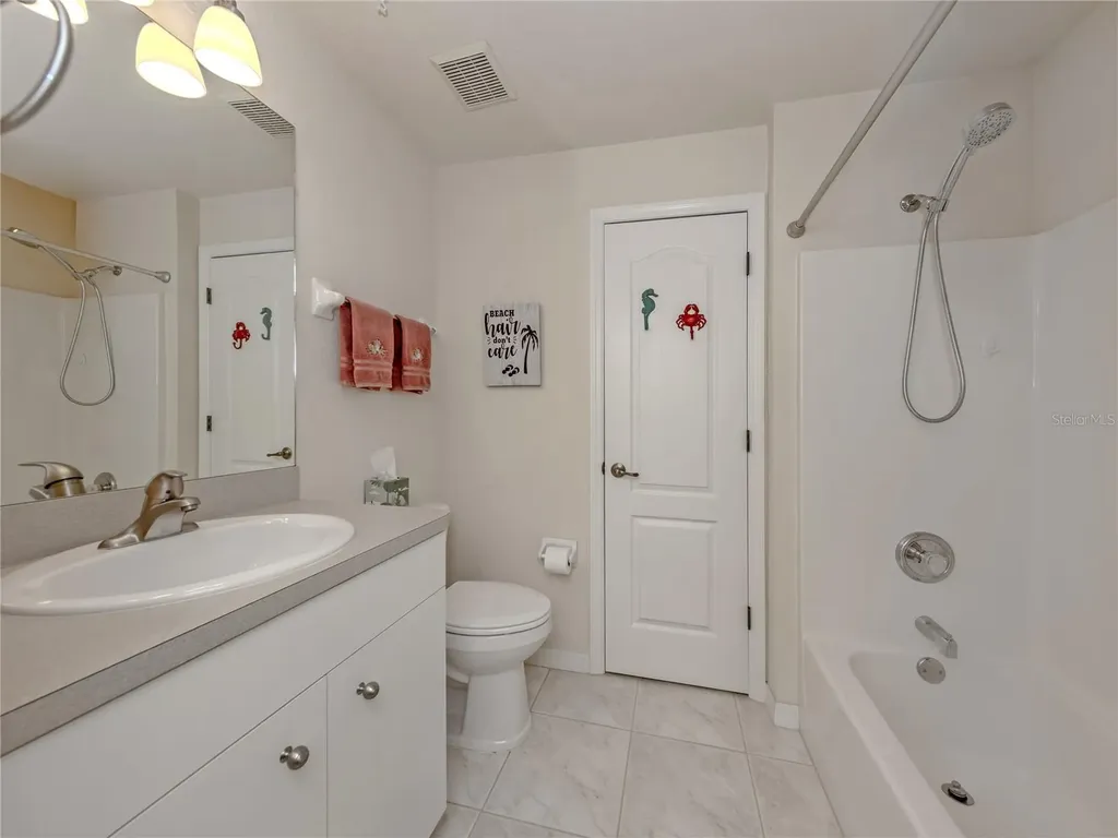 902 Casa Del Lago Way Venice FL 34292