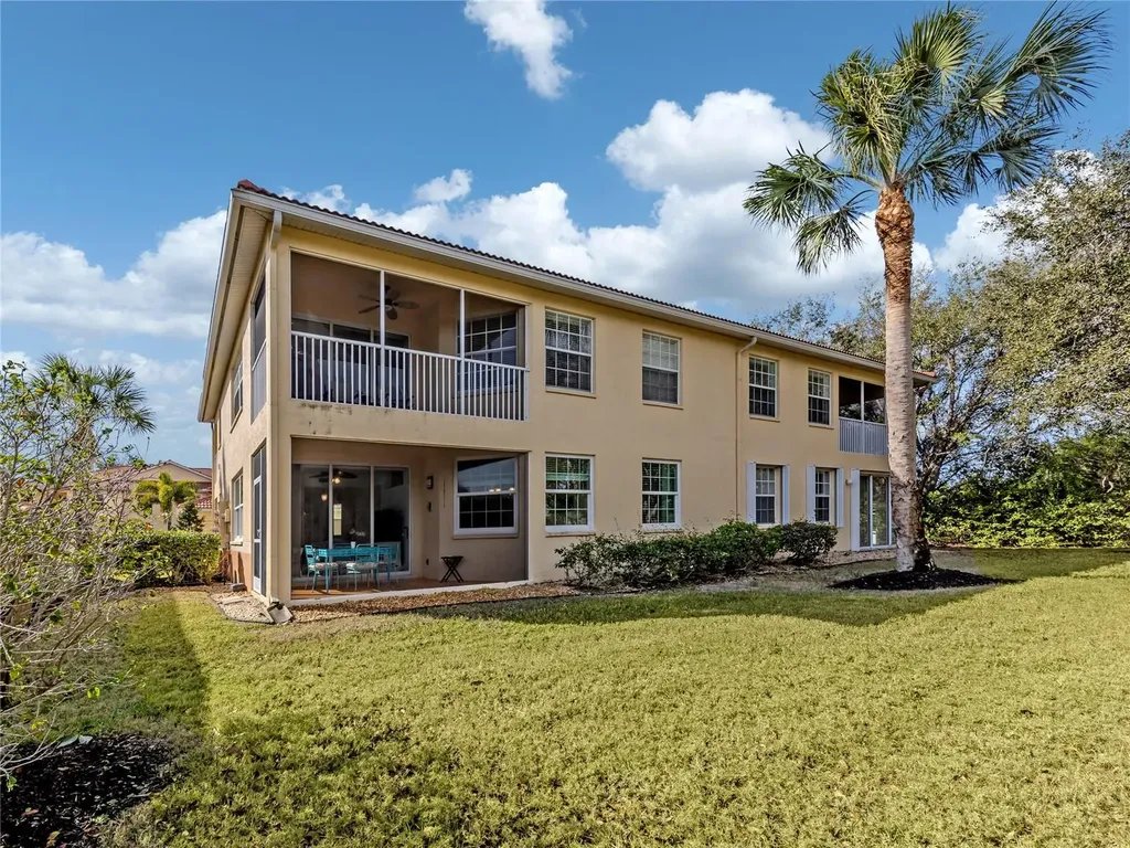 902 Casa Del Lago Way Venice FL 34292