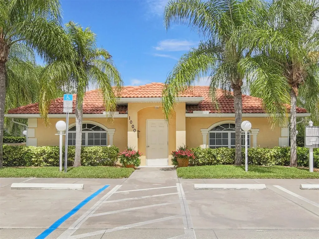 902 Casa Del Lago Way Venice FL 34292