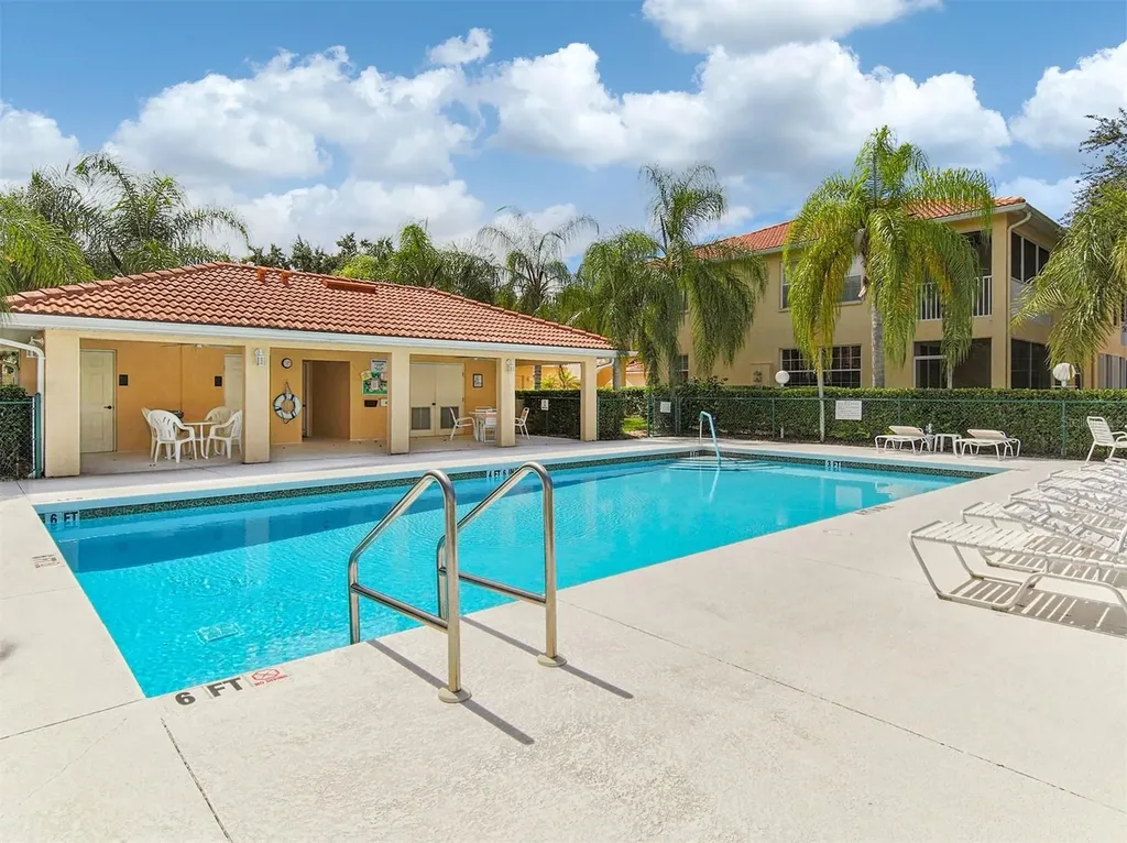 902 Casa Del Lago Way Venice FL 34292