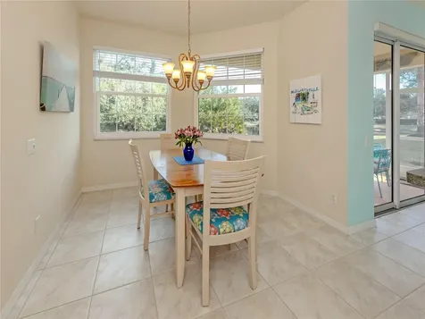 902 Casa Del Lago Way Venice FL 34292