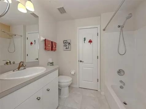 902 Casa Del Lago Way Venice FL 34292