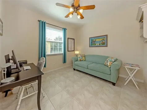 902 Casa Del Lago Way Venice FL 34292