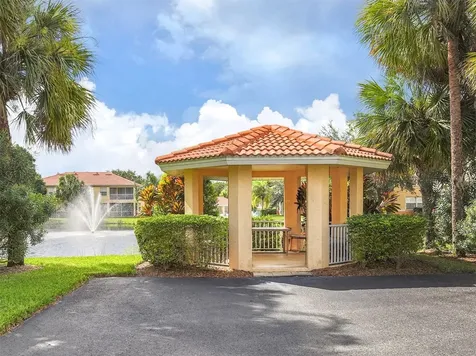 902 Casa Del Lago Way Venice FL 34292
