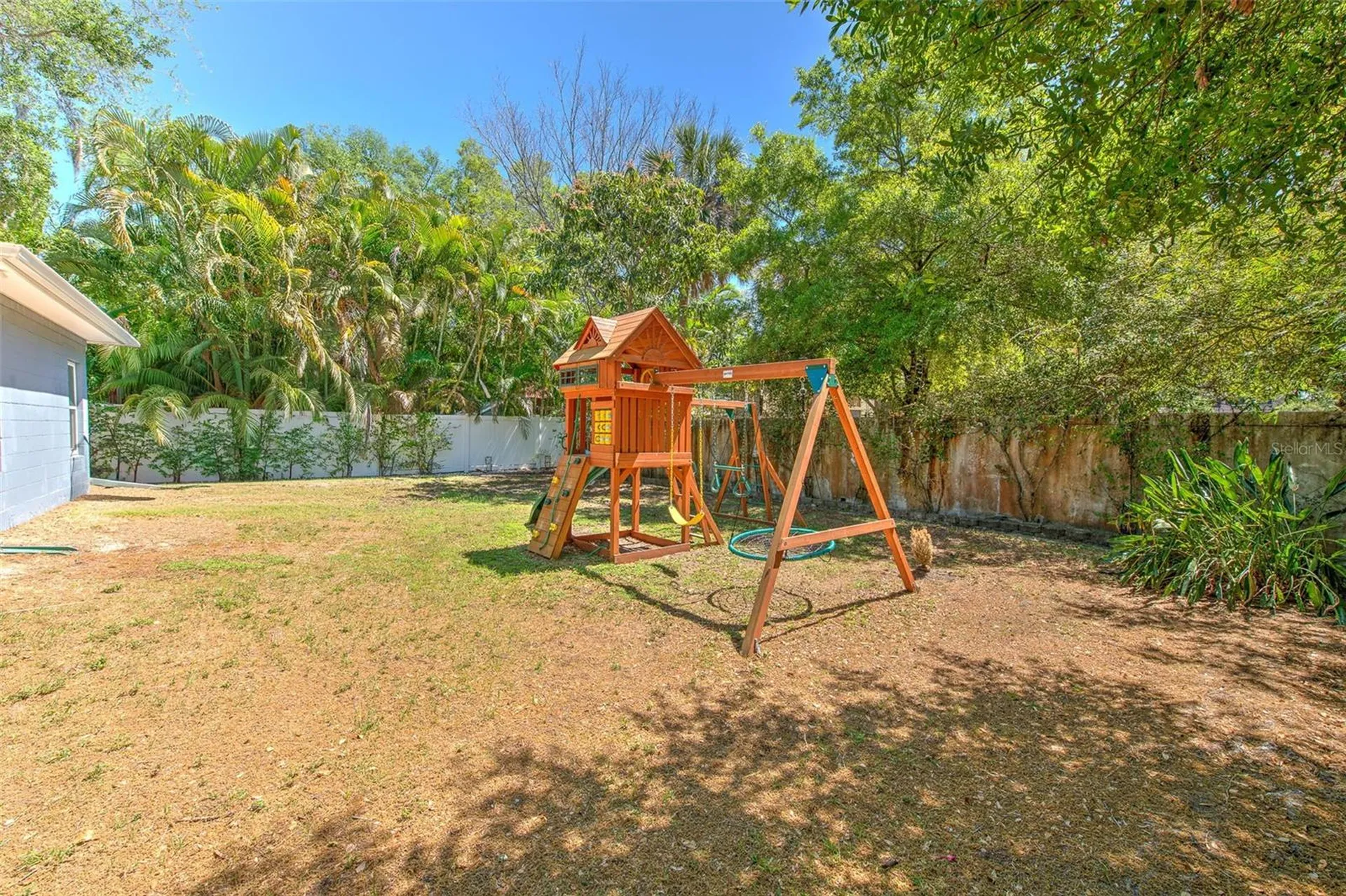 3208 W Hawthorne Road Tampa FL 33611